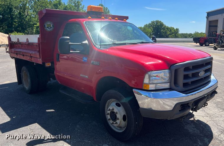 image for item KC9854 2003 Ford F550 XL  dump flatbed pickup truck