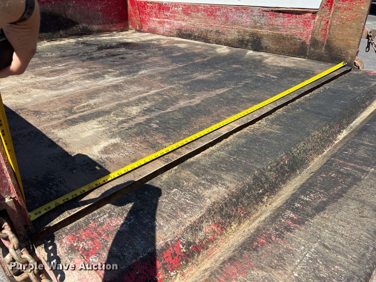 image for item KC9854 2003 Ford F550 XL  dump flatbed pickup truck