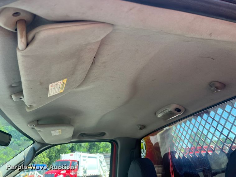 image for item KC9854 2003 Ford F550 XL  dump flatbed pickup truck