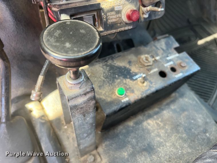 image for item KC9854 2003 Ford F550 XL  dump flatbed pickup truck