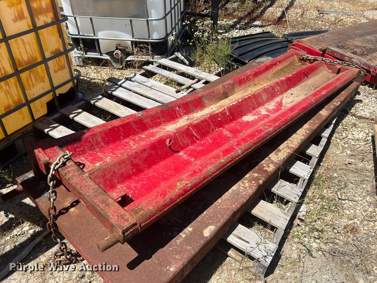 image for item KC9857 1999 Ford F550 XL  dump flatbed truck with paint striper