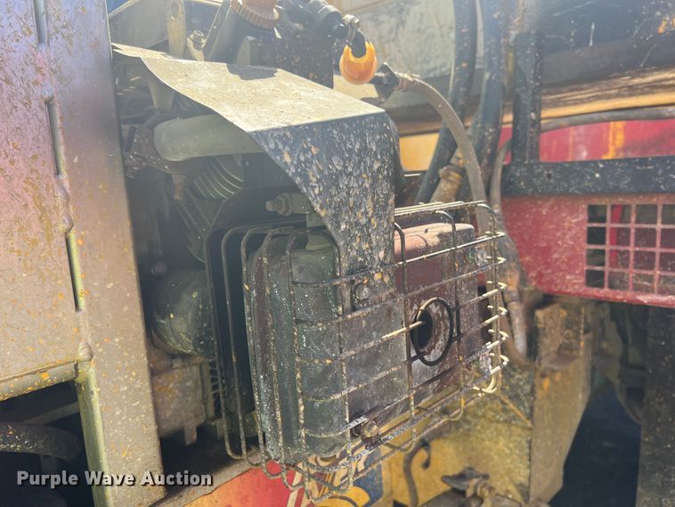 image for item KC9857 1999 Ford F550 XL  dump flatbed truck with paint striper