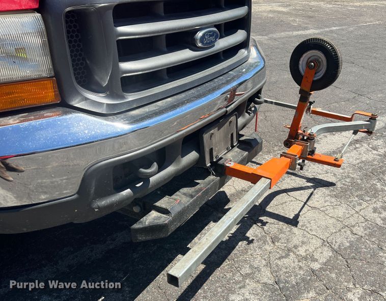 image for item KC9857 1999 Ford F550 XL  dump flatbed truck with paint striper