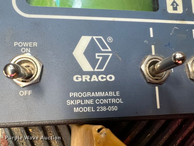 image for item KC9857 1999 Ford F550 XL  dump flatbed truck with paint striper