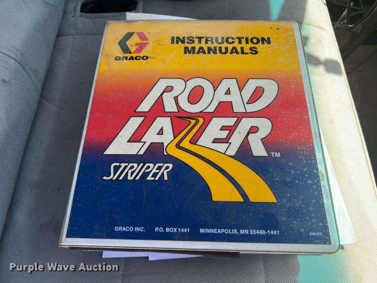 image for item KC9857 1999 Ford F550 XL  dump flatbed truck with paint striper