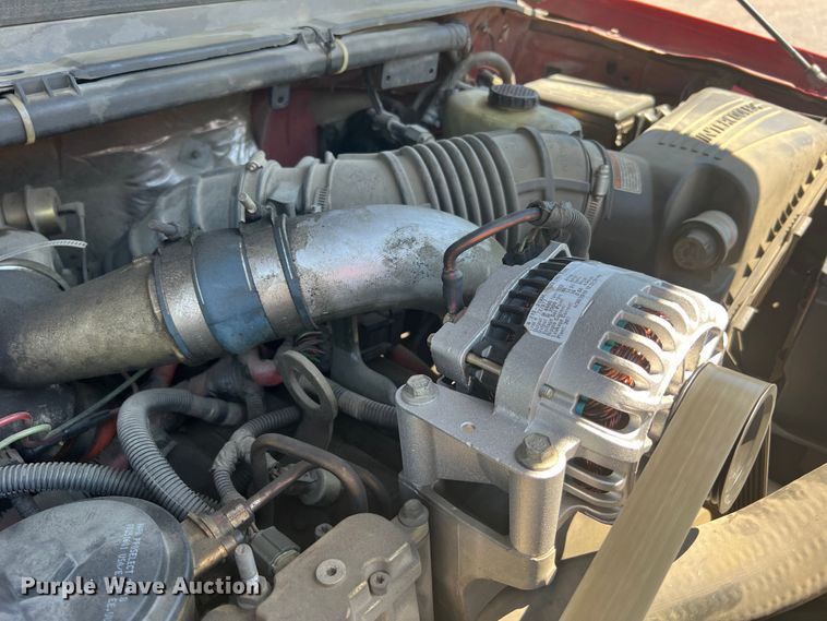 image for item KC9857 1999 Ford F550 XL  dump flatbed truck with paint striper