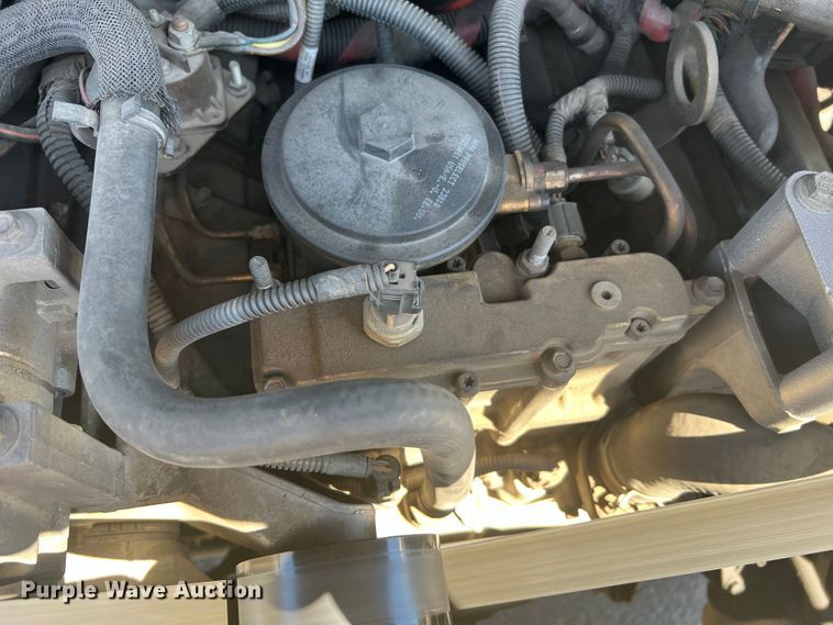 image for item KC9857 1999 Ford F550 XL  dump flatbed truck with paint striper