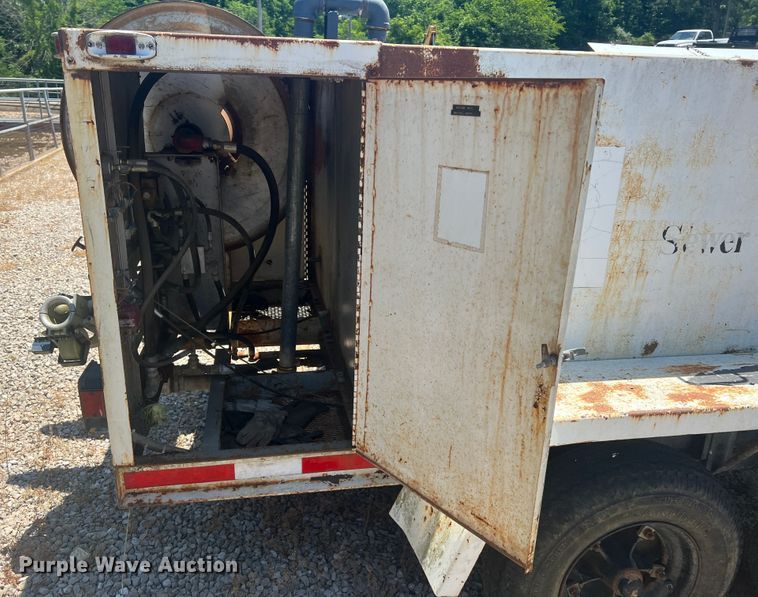 image for item KC9883 Sewer jetter trailer