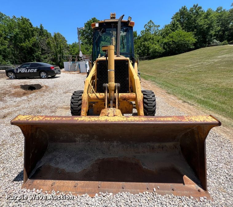 image for item KC9887 1996 John Deere 310D  backhoe