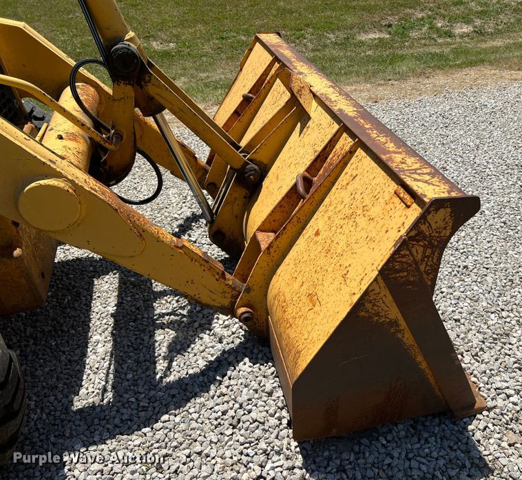 image for item KC9887 1996 John Deere 310D  backhoe