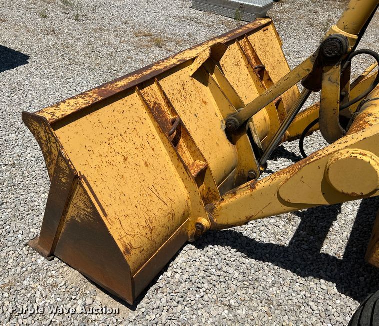 image for item KC9887 1996 John Deere 310D  backhoe