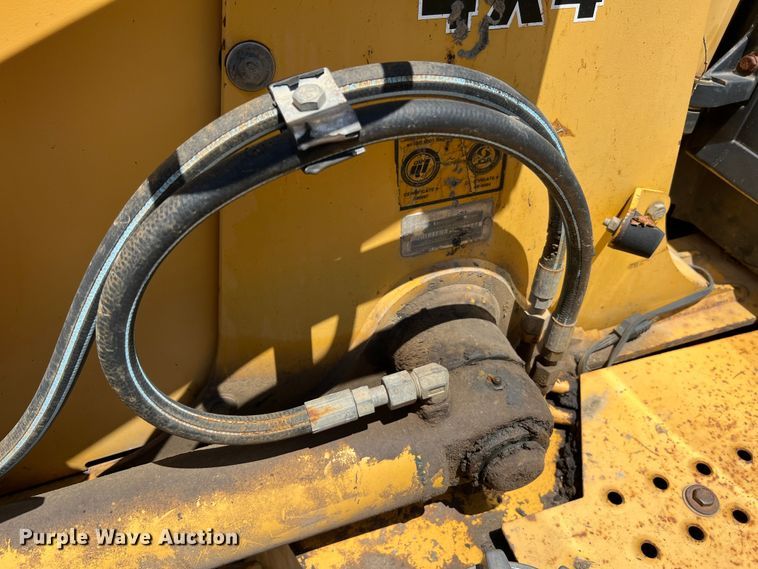 image for item KC9887 1996 John Deere 310D  backhoe