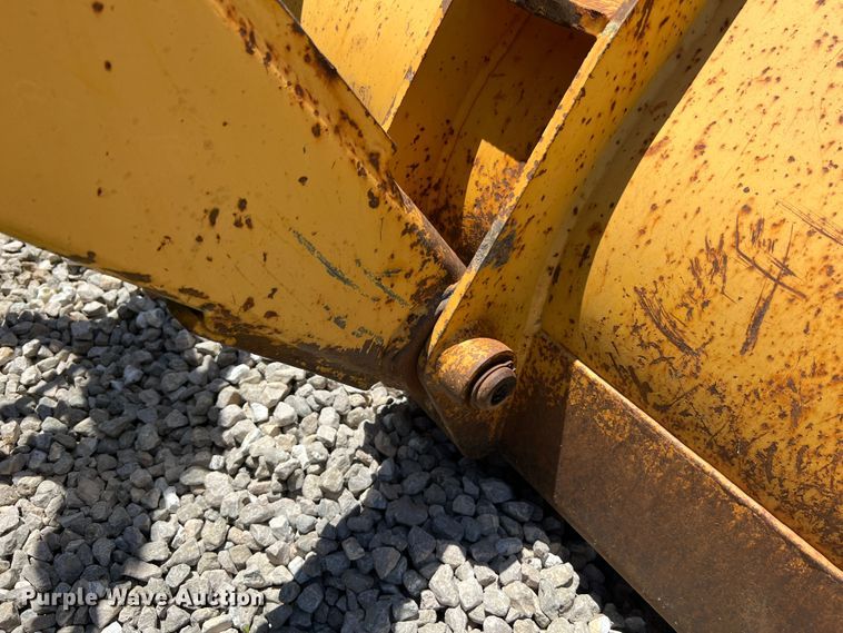 image for item KC9887 1996 John Deere 310D  backhoe