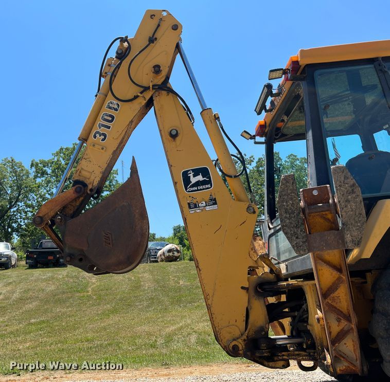 image for item KC9887 1996 John Deere 310D  backhoe