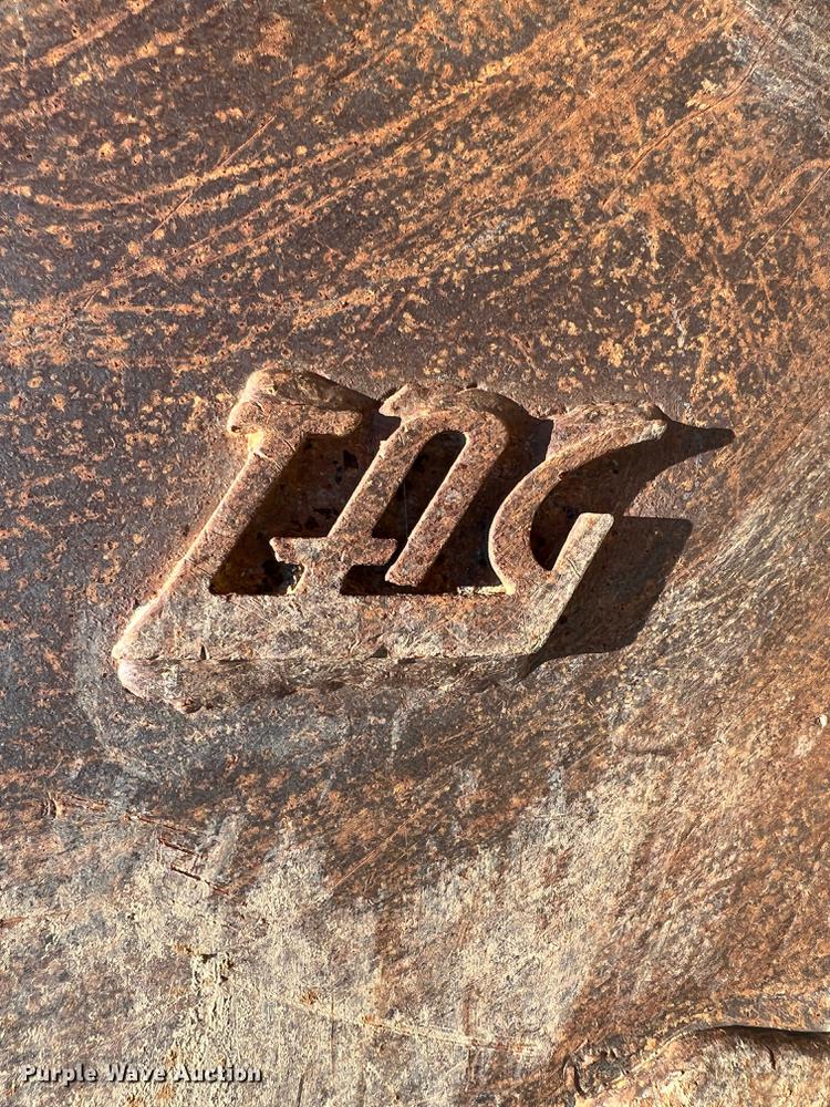 image for item KC9887 1996 John Deere 310D  backhoe