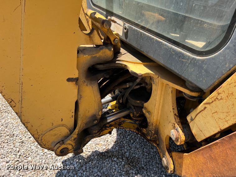 image for item KC9887 1996 John Deere 310D  backhoe