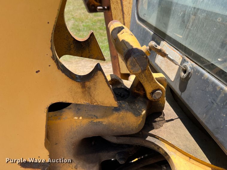 image for item KC9887 1996 John Deere 310D  backhoe