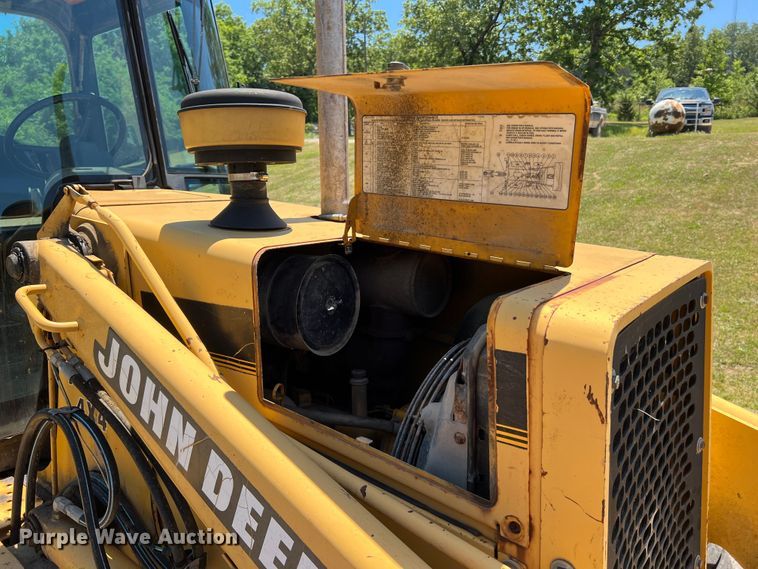 image for item KC9887 1996 John Deere 310D  backhoe