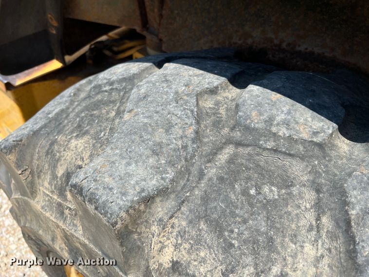 image for item KC9887 1996 John Deere 310D  backhoe