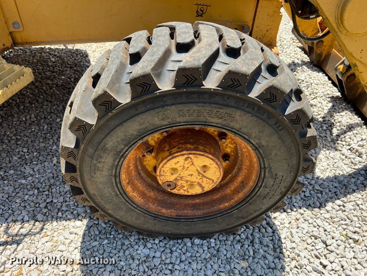 image for item KC9887 1996 John Deere 310D  backhoe