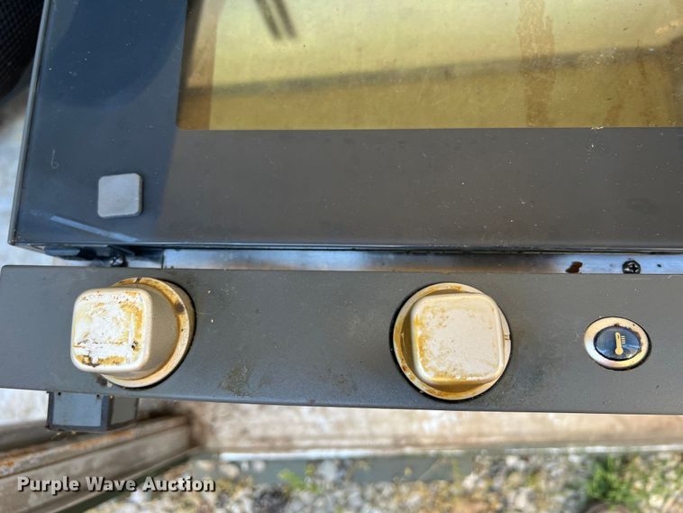 image for item KC9900 Office supplies and equipment