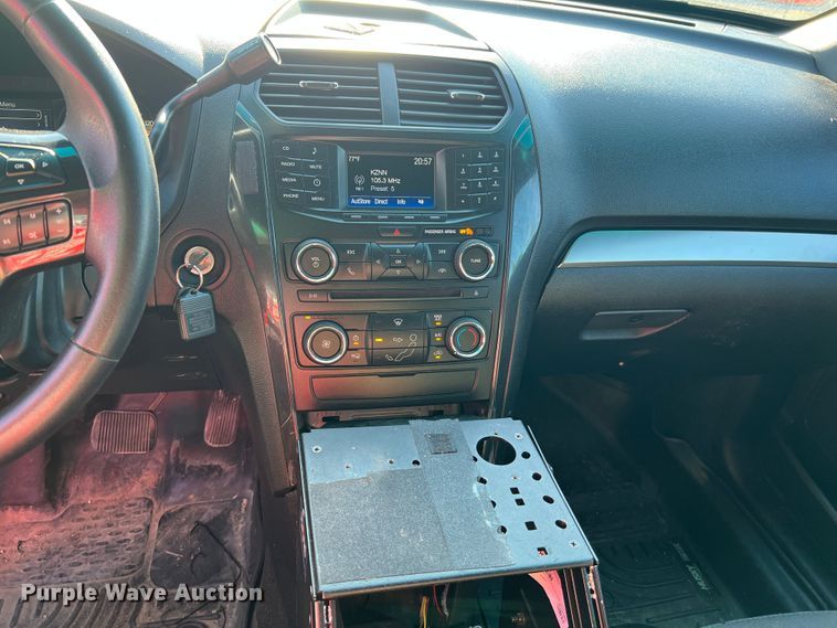 image for item KC9901 2017 Ford Explorer Police Interceptor  SUV