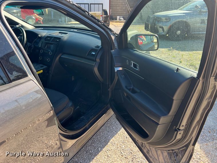 image for item KC9901 2017 Ford Explorer Police Interceptor  SUV