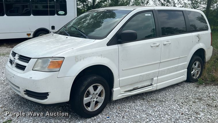 image for item KG9726 2010 Dodge Grand Caravan  handicap accessible van