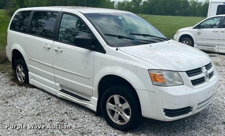 image for item KG9726 2010 Dodge Grand Caravan  handicap accessible van