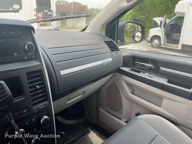 image for item KG9726 2010 Dodge Grand Caravan  handicap accessible van