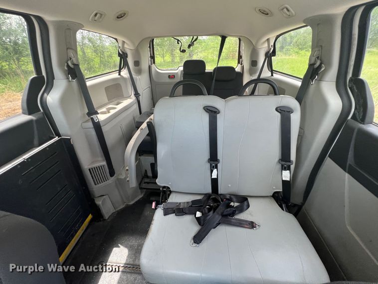 image for item KG9726 2010 Dodge Grand Caravan  handicap accessible van