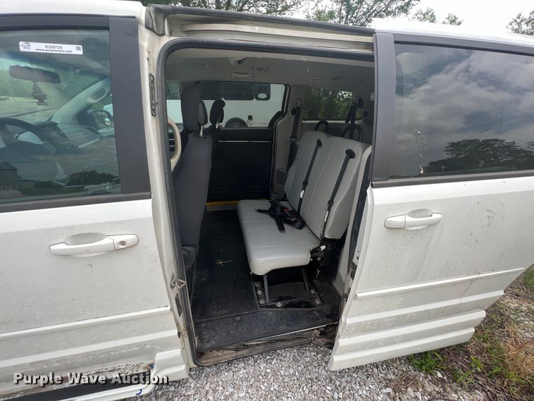 image for item KG9726 2010 Dodge Grand Caravan  handicap accessible van
