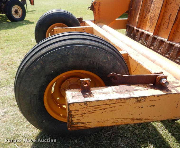 image for item KI9378 Soilmover  scraper