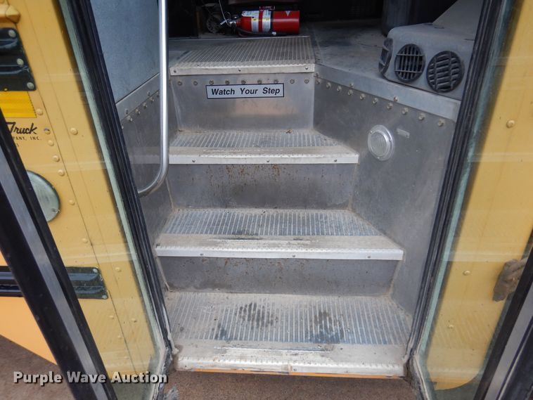 image for item KI9418 2008 Blue Bird Vision  school bus