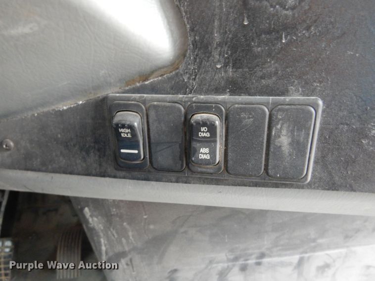 image for item KI9418 2008 Blue Bird Vision  school bus