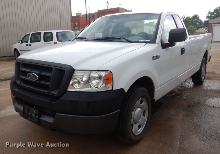 image for item KI9419 2005 Ford F150  pickup truck