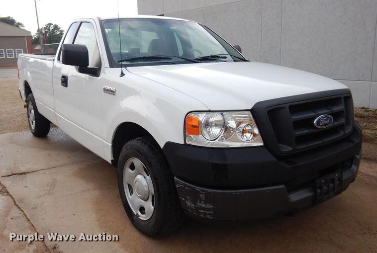 image for item KI9419 2005 Ford F150  pickup truck