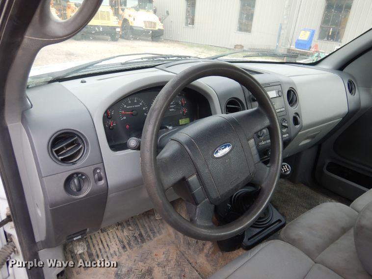 image for item KI9419 2005 Ford F150  pickup truck