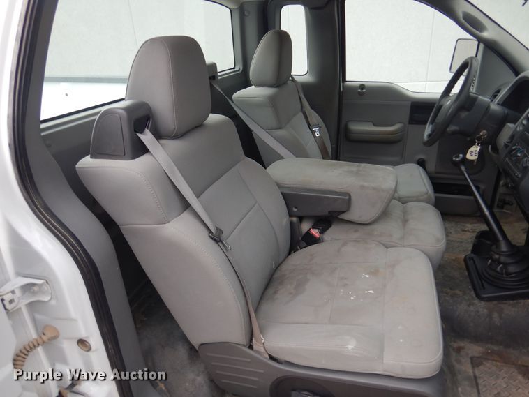 image for item KI9419 2005 Ford F150  pickup truck