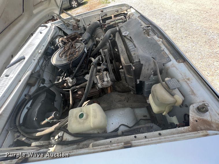 image for item KN9536 1992 Dodge D350  flatbed pickup truck