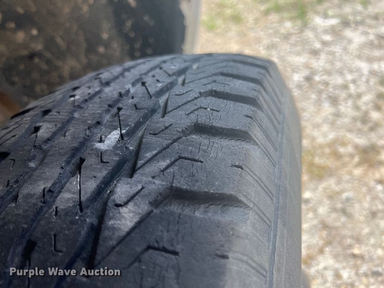 image for item KN9536 1992 Dodge D350  flatbed pickup truck