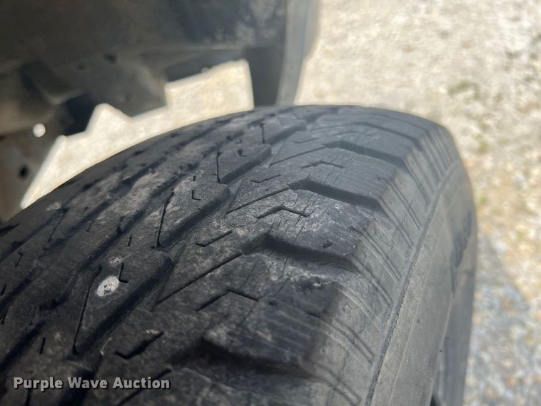 image for item KN9536 1992 Dodge D350  flatbed pickup truck