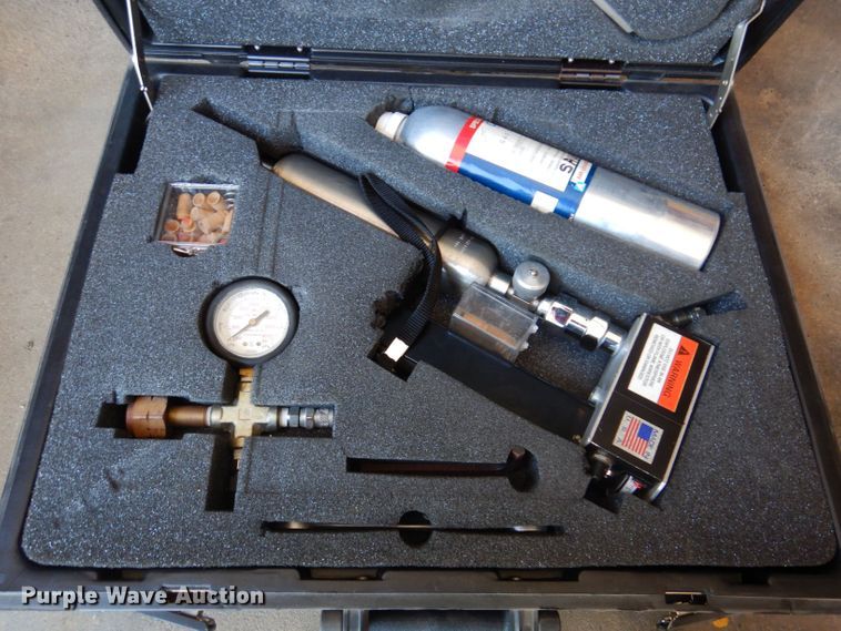 image for item KN9824 2000 Southern Cross Flame Pack 400  hydrocarbon gas detector