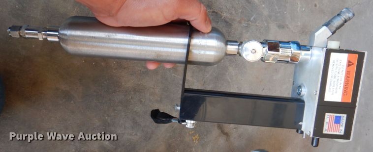 image for item KN9824 2000 Southern Cross Flame Pack 400  hydrocarbon gas detector