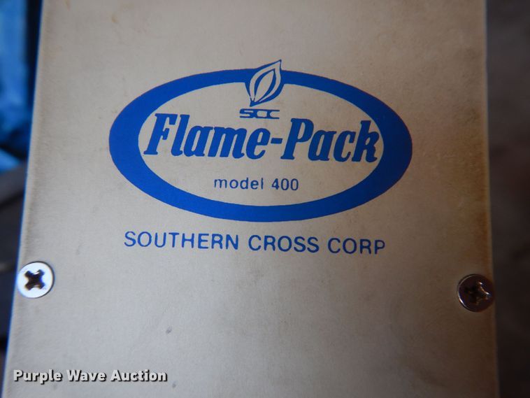 image for item KN9824 2000 Southern Cross Flame Pack 400  hydrocarbon gas detector