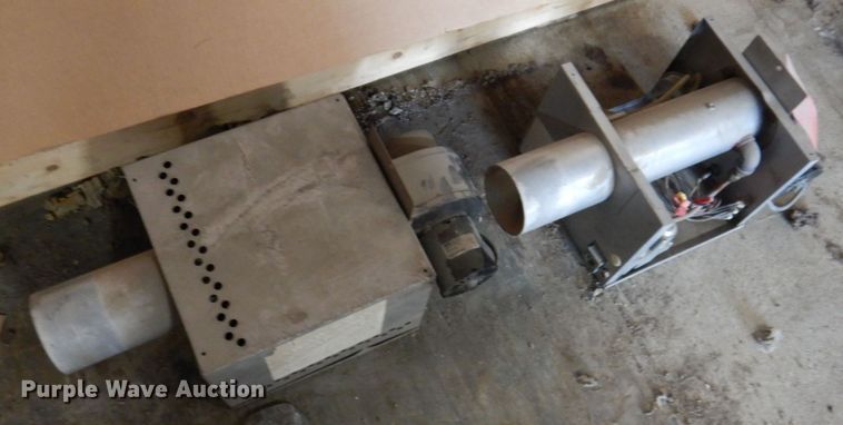 image for item KN9825 Reznor  infra-red tube heater