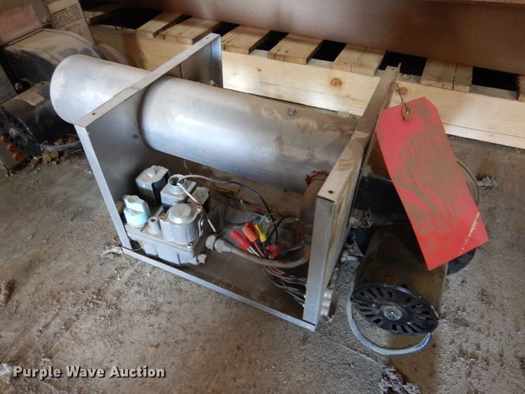 image for item KN9825 Reznor  infra-red tube heater