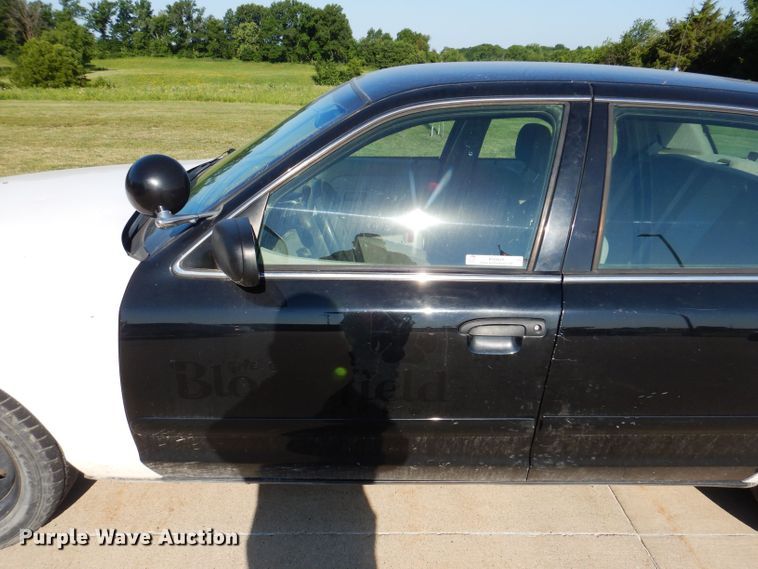 image for item KN9829 2008 Ford Crown Victoria Police Interceptor