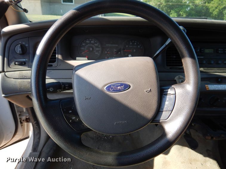 image for item KN9829 2008 Ford Crown Victoria Police Interceptor