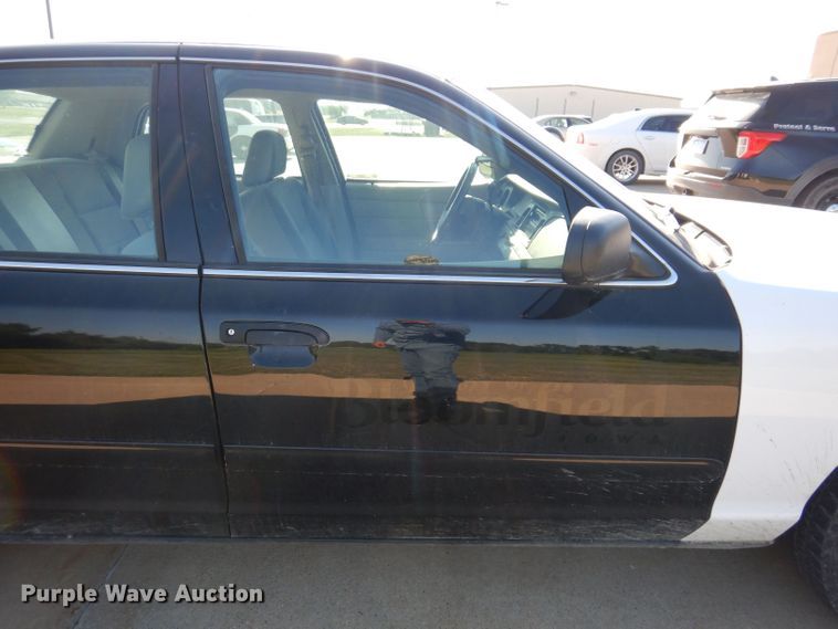 image for item KN9829 2008 Ford Crown Victoria Police Interceptor